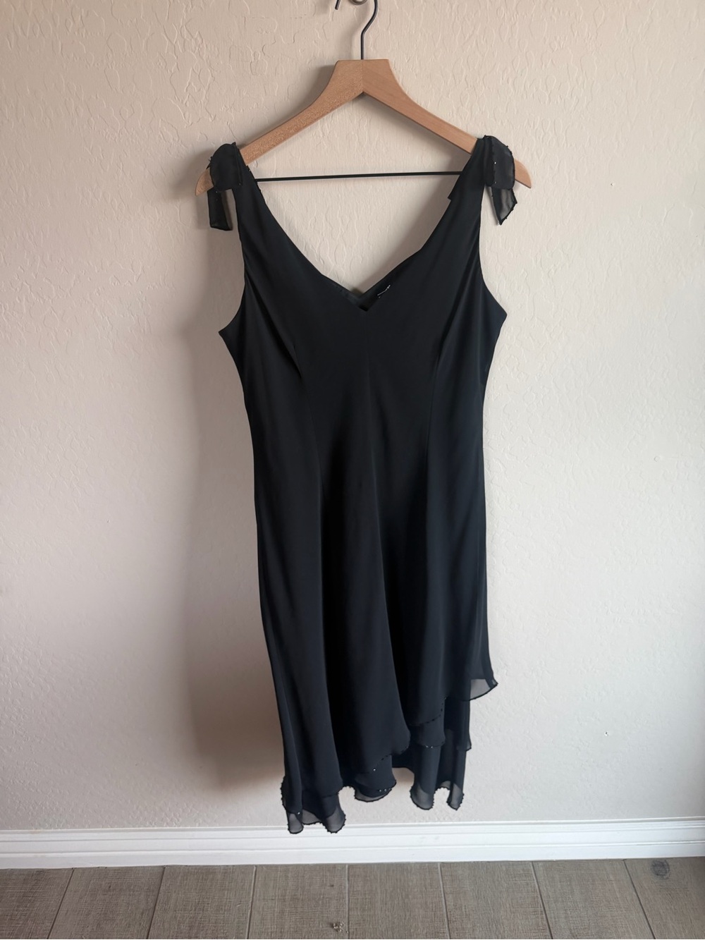 VTG Evan Picone Black Tie Shoulder Slip Dress 16 Chiffon Beaded Glam Flowy - Picture 2 of 8